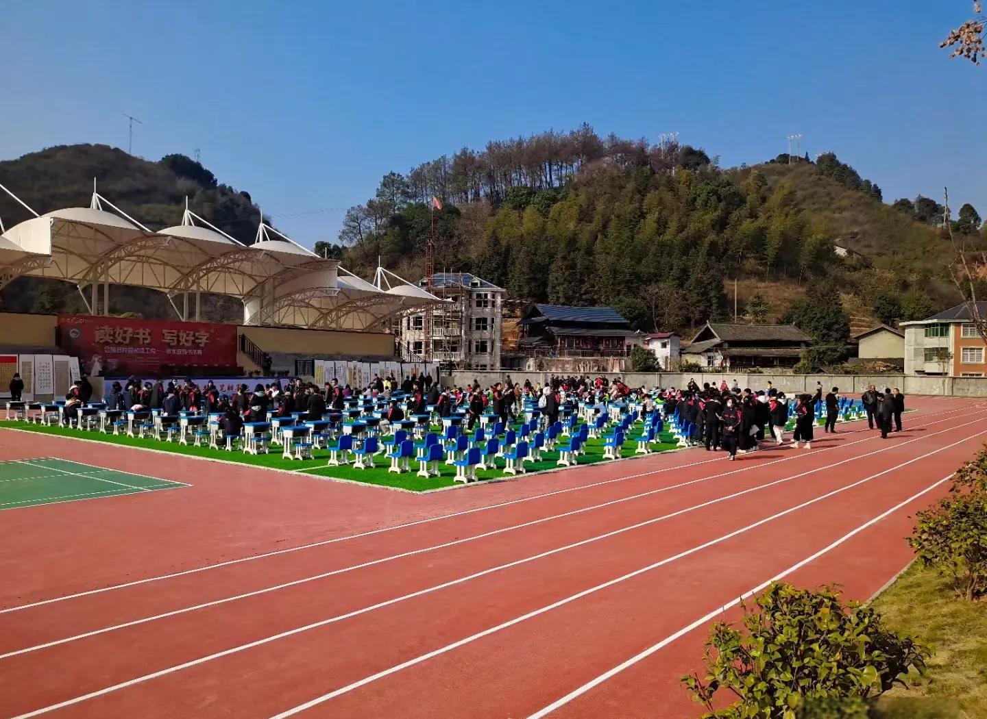 万宁市硅PU塑胶跑道 - 厂家